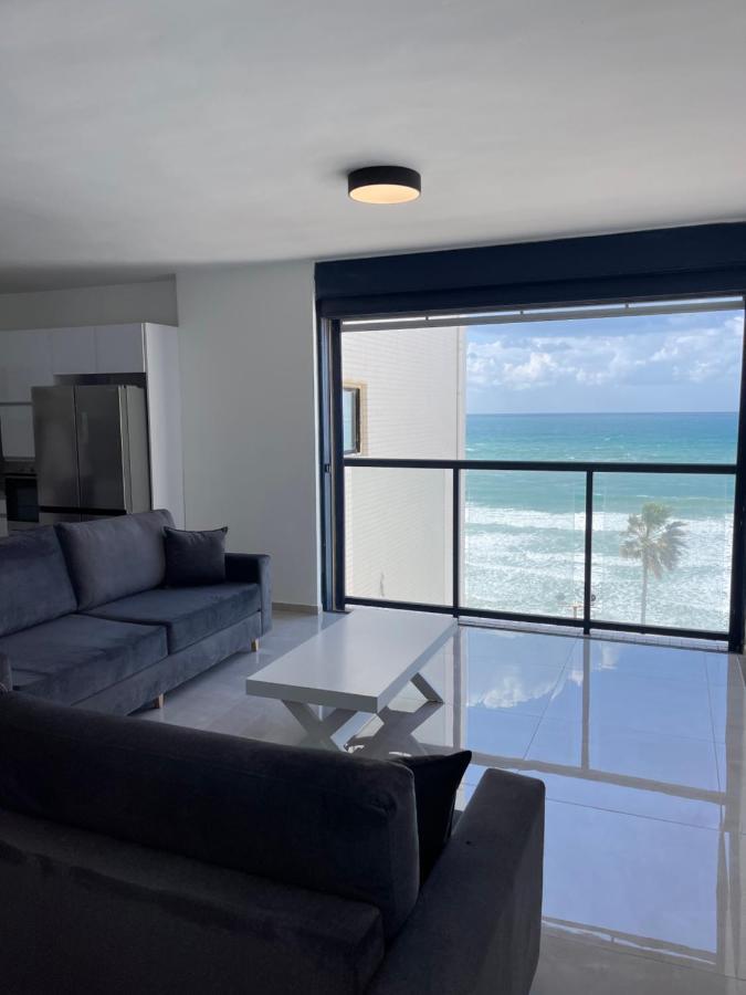 Onthesea Bat Yam Lägenhet Exteriör bild