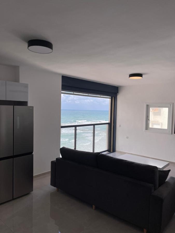 Onthesea Bat Yam Lägenhet Exteriör bild